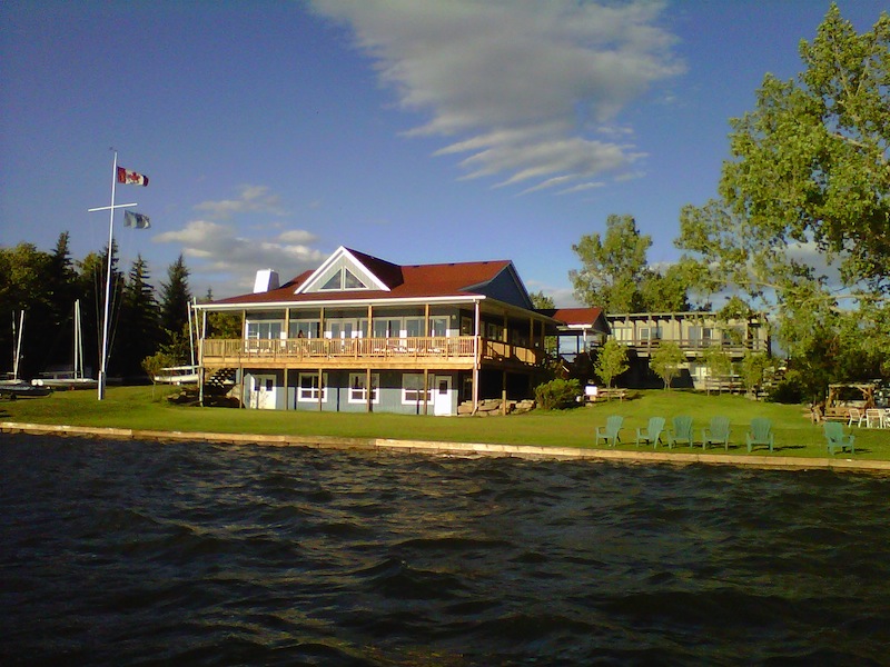 Yacht Club clubhouse Photo by David Martin