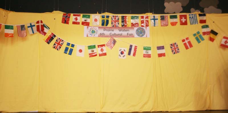 prairie waters elementary school holds culture fair_001