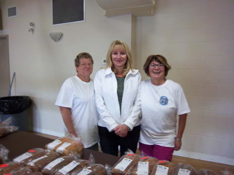 chestermere regional food bank 2014_006