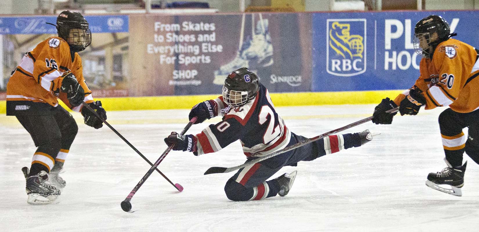 PeeWee AA Hockey Comes to Chestermere The Chestermere Anchor Weekly