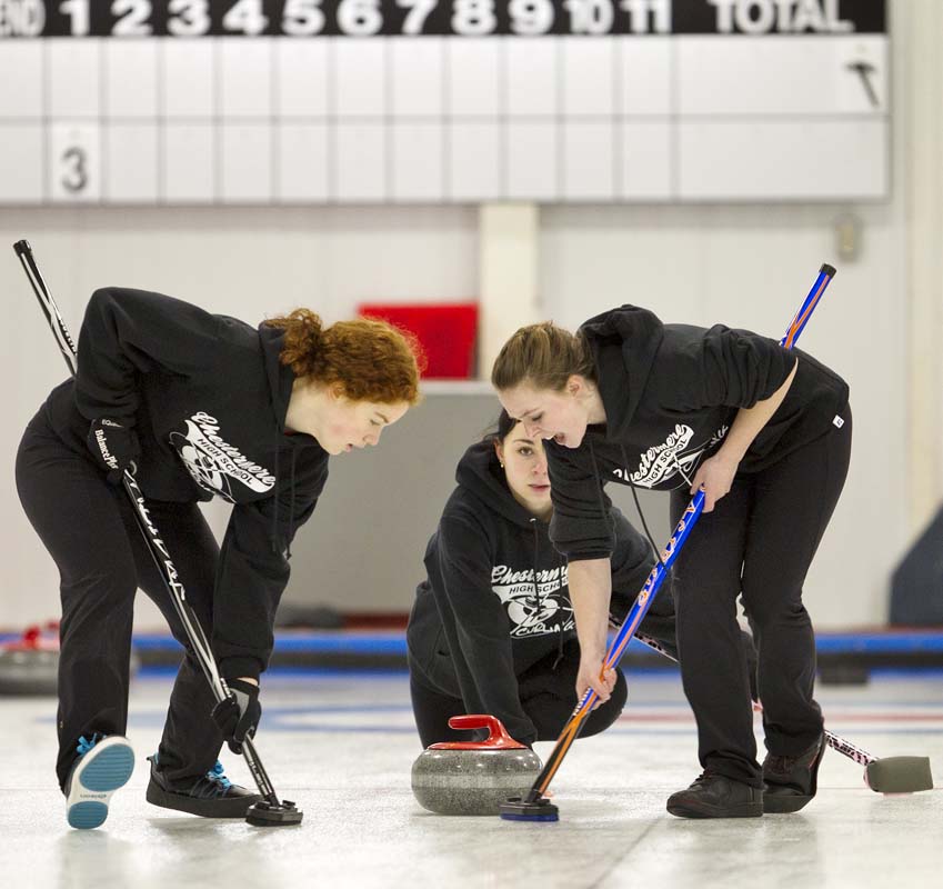 CHS Curling_B1J0051