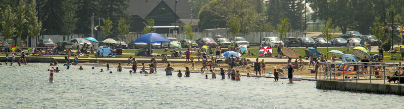 keeping cool in the summer BeachIMG_1560