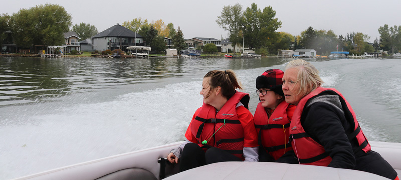 Amazing race on the lake photo