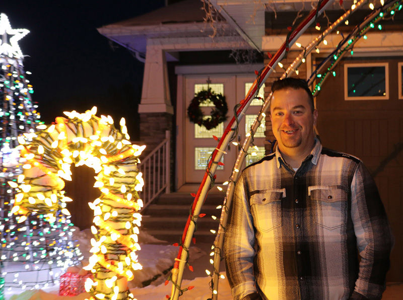 Lighting up the night pic 1