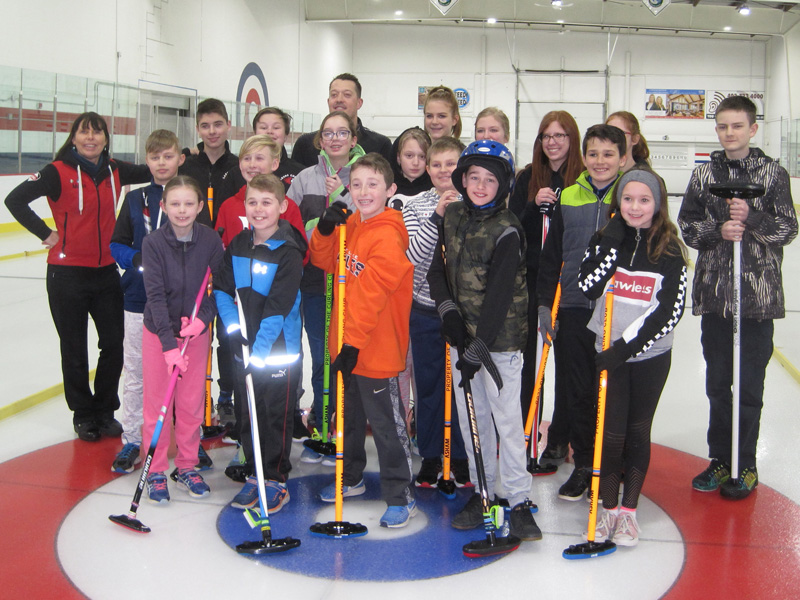 Inspiring young curlers IMG_1964