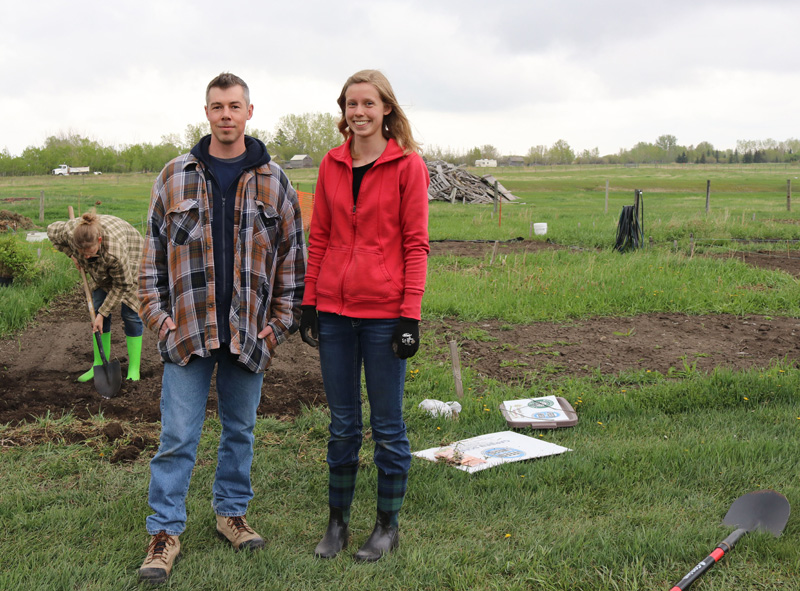 Rural Community Garden underway pic 1