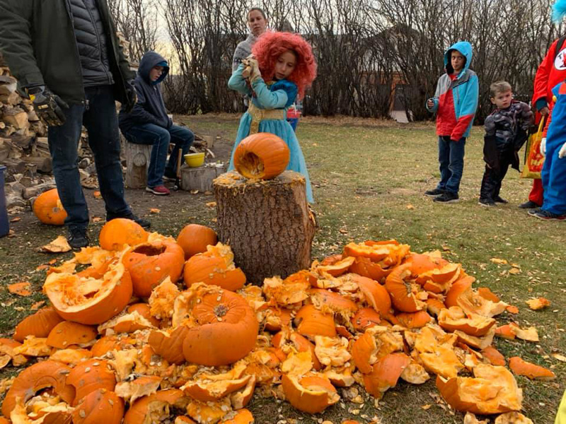 Over 500 families attend fifth annual Camp Chestermere Halloween Howler pic 1