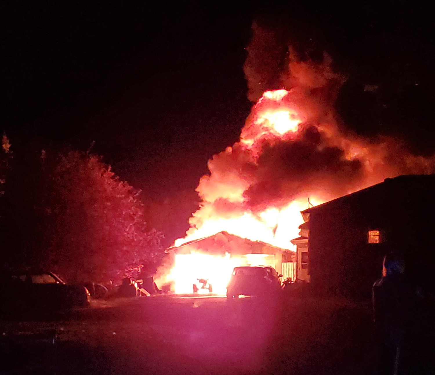 Chestermere RCMP officer finds house fire while on regular patrol