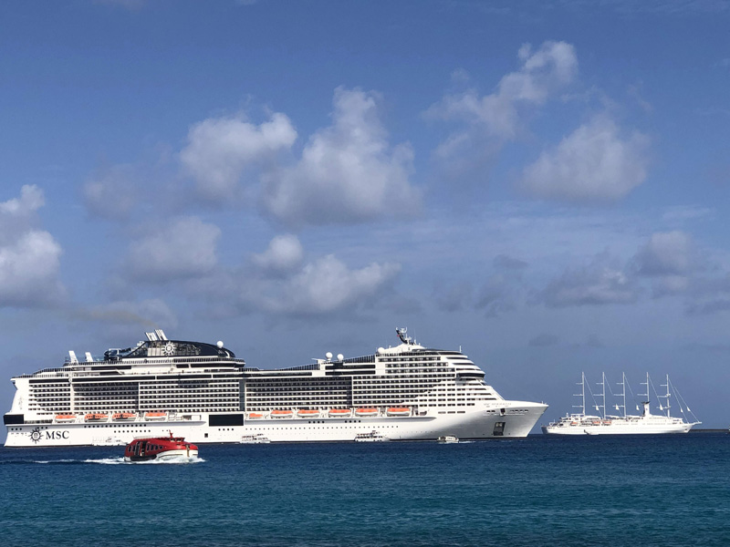 travel MSC Meraviglia tender in Grand Cayman