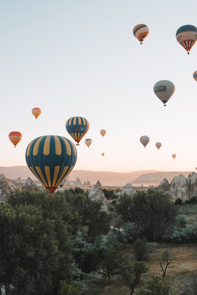 travel HOT AIR BALLOON