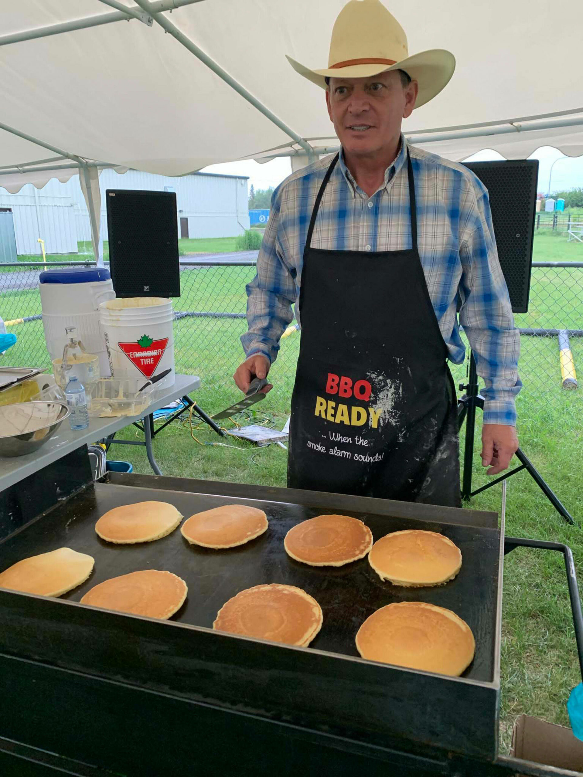 Chestermere-shows-community-spirit-during-Friends-and-Family-Stampede-Breakfas-pic-1