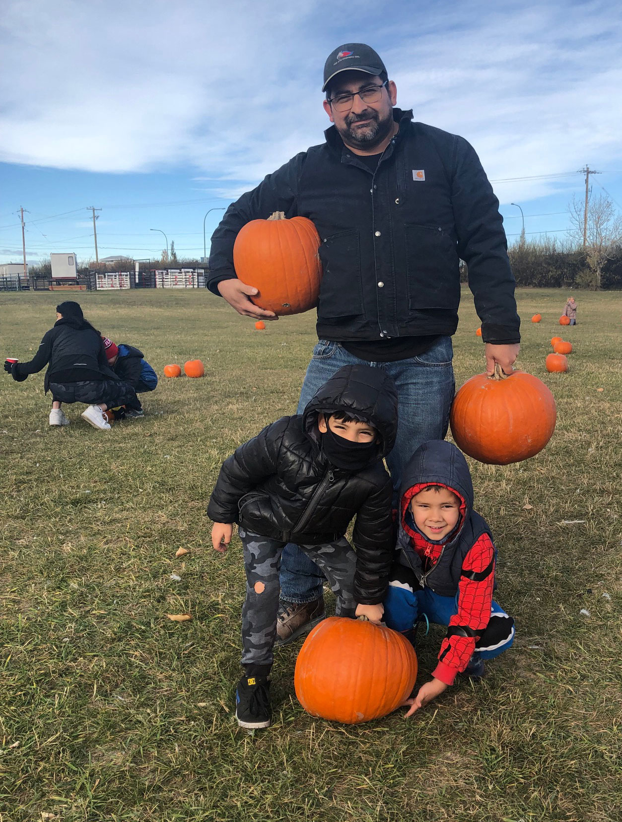 Chestermere-gets-into-the-Halloween-spirit-with-annual-Pumpkin-Patch-pic-1