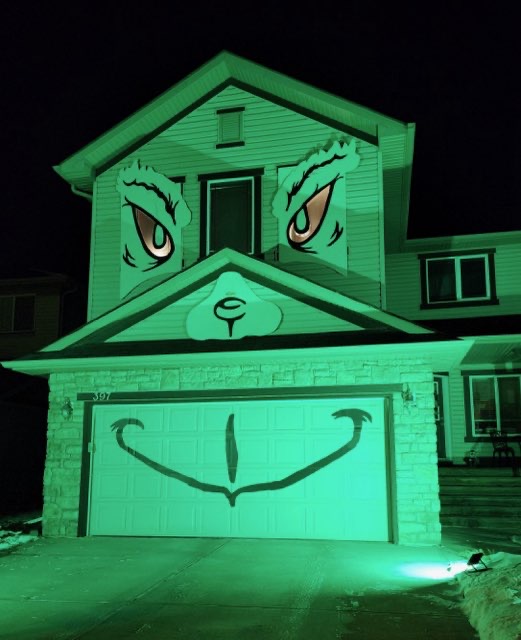 The Grinch takes over Windermere Drive