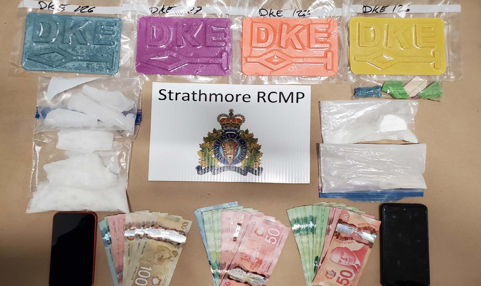 Strathmore RCMP seize drugs at check stop